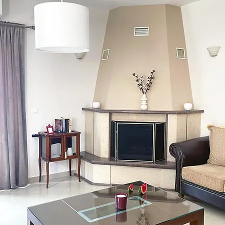 Ioannina Ελεούσα